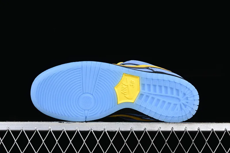 All categories Nk SB Dunk series Nk SB Dunk Low low-top sneakers F version The Powerpuff Girls x Nk SB Dunk Low Powerpuff Girls joint model low-top casual sneakers FZ8320-400